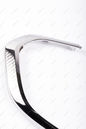 Молдинг переднего бампера нижний левый (хром) LADA Largus (FL) NEW Lada LADA 8450090636