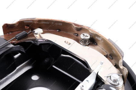 Тормоз задний правый в сборе Lada Largus Cross универсал, фургон (7-мест) Lada LADA 8450093742