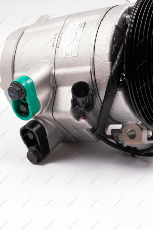 Компрессор ВАЗ-2170 кондиционера с муфтой в сборе (HALLA) Lada LADA 21700811101210