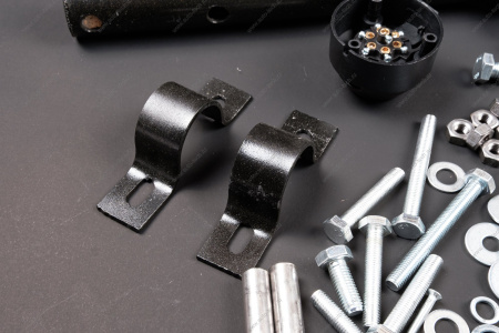 ТСУ (фаркоп) ВАЗ 2121 4x4, 21213, 21214 4x4, 2131, 2129 4x4, Niva Urban 4x4, Niva Legend 4х4 Дополнительное оборудование LADA 005_