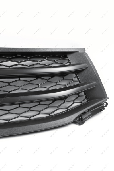 Решетка LADA XRAY радиатора Lada LADA 623101223R