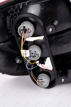 Фонарь ВАЗ-2190 задний правый (седан) (Автосвет) (упак. ОАТ) Lada LADA 21900371601090 Фонарь ВАЗ-2190 задний правый (седан) (Автосвет) (упак. ОАТ) Lada LADA 21900371601090