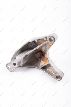 Кронштейн левой опоры подвески двигателя (P4M,P4P-BVM5) LADA XRAY Lada LADA 8450090612