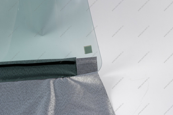 Стекло опускное передней двери ВАЗ-21214 левое Tinted тонирован Lada LADA 21214610321500