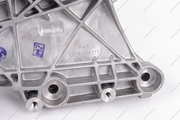 Кронштейн ВАЗ-2190 опоры двигателя (для авто с кондиц) Lada LADA 21900100115700