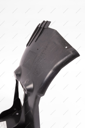 Кожух защитный ВАЗ-2170 правый (штатный) Lada LADA 21700-8403602-00