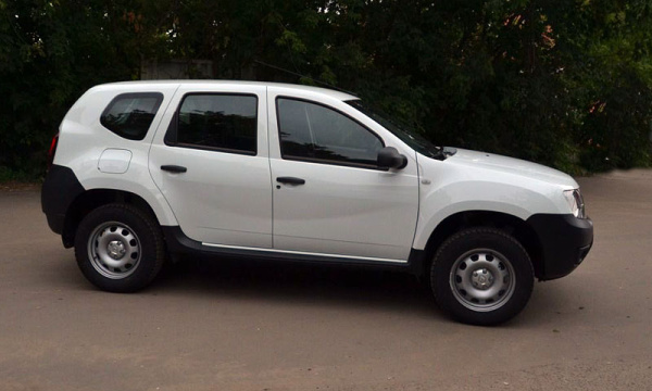 Бампер передний RENAULT Duster крашеный Белый лед 369 c отв под птф 2010-2014 Api Api 620220030R-369