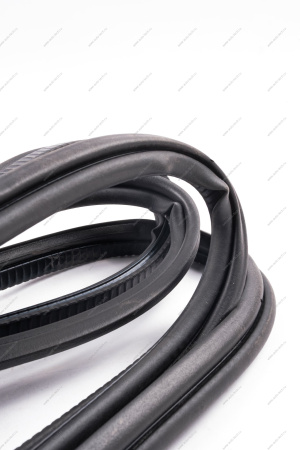 Уплотнитель ВАЗ-2191(лифтбэк) проема двери задка LADA LADA 21910630702210