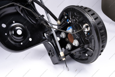 Балка заднего моста LADA Largus/Лада Ларгус с шарнирами (с сайленблоками) в сборе с тормозными барабанами ORIGINAL Lada LADA 555112139R