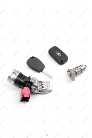 Замок зажигания LADA Vesta с цилиндрами замка двери (без 8450030224 рычага выключателя замка) к-т LD LADA 8450033065