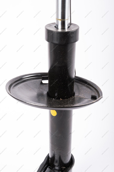 Амортизатор передней подвески LARGUS Cross Renault RENAULT 8450009394