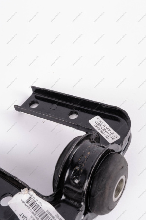 Кронштейн переднего шарнира растяжки передней подвески с подушкой в сборе ВАЗ-2190 Lada АвтоВАЗ 21900290404910 Кронштейн переднего шарнира растяжки передней подвески с подушкой в сборе ВАЗ-2190 Lada АвтоВАЗ 21900290404910