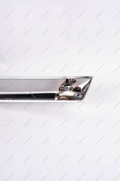 Молдинг переднего бампера нижний правый (хром) LADA Vesta FL Lada LADA 8450040052