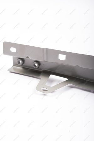 Кронштейн крепления крыла верхний правый ВАЗ-2190 (катафорезный грунт) АвтоВАЗ LADA 8450107096