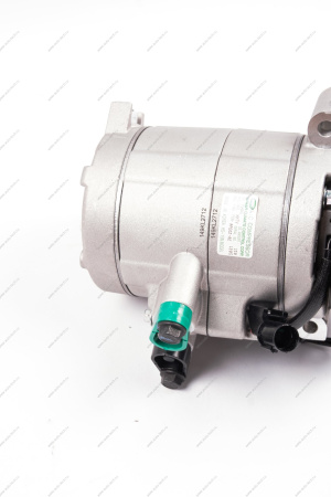 Компрессор ВАЗ-2170 кондиционера с муфтой в сборе (HALLA) Lada LADA 21700811101210