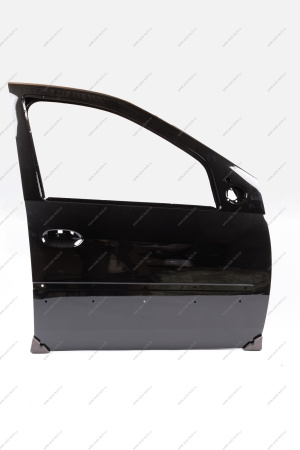 Дверь передняя правая (c отв. под молдинг ,без отверстия под личинку) в цвет 676 LADA Largus (FL) NEW Lada LADA 8450013083-676