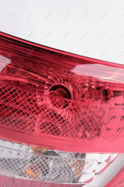 Фонарь ВАЗ-2190 задний правый (седан) (Автосвет) (упак. ОАТ) Lada LADA 21900371601090 Фонарь ВАЗ-2190 задний правый (седан) (Автосвет) (упак. ОАТ) Lada LADA 21900371601090