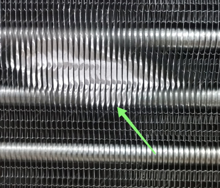 УЦЕНКА Радиатор охл новый LADA Largus/RENAULT Duster с кондиц.(боков крепл)( Отломано одно нижн.крепл, Два загиба ламелей) 16 кл. 214107888R Termal Termal 5837613