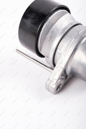 Ролик (25*D60) с натяжителем Lada Largus ремня доп. оборуд. с ГУР и кондиц. (GATES) Renault. RENAULT 8200933753