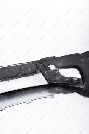 Бампер передний LADA Vesta Sedan/SW в цвет (без заглуш под букс крюк) 221Ледниковый (белый) Кампласт Кампласт 8450006666-221