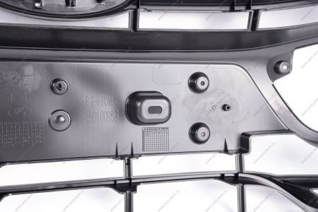 Решетка радиатора (FL) LADA GRANTA 2018- Lada LADA 8450100959