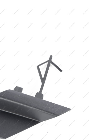 Крышка окна под переднюю буксирную проушину LADA Vesta FL Lada LADA 8450040057