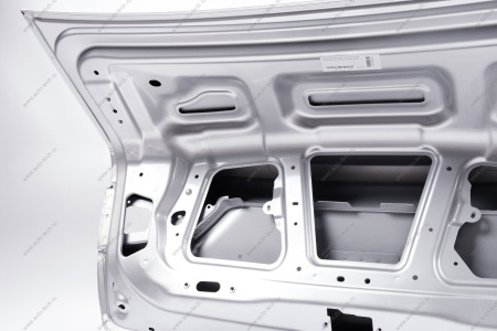 Крышка багажника в цвет 691 Платина (Серебристый) LADA Vesta NG (седан) Lada LADA 8450013789-691