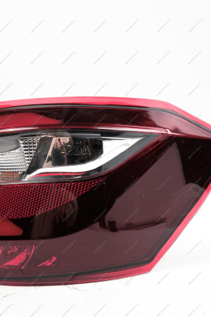 Фонарь задний наружный правый светодиодный LADA Vesta FL Россия Россия 8450040002