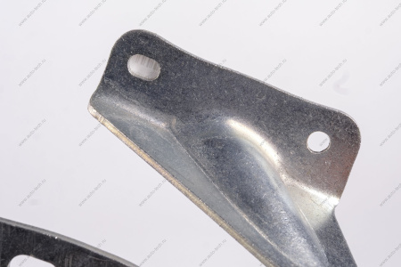 Петля (FL) LADA GRANTA 2018- капота правая ORIGINAL (ТЗТО) Lada LADA 21900840701001