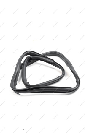 Уплотнитель стекла ВАЗ-1118 ветрового окна верхний (БРТ) Lada LADA 11180-5206062-00