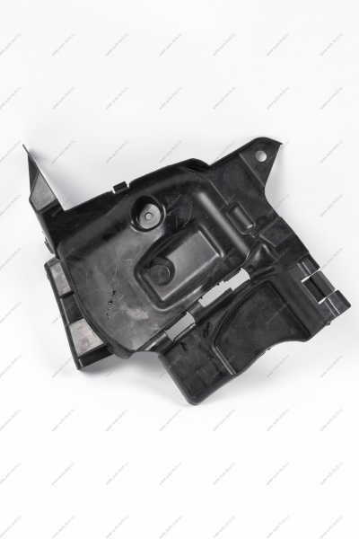 Щиток боковой переднего левого колеса LADA XRAY Renault RENAULT 638311798R