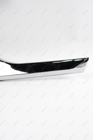 Молдинг переднего бампера нижний левый (хром) LADA Vesta FL Россия Россия 8450040053