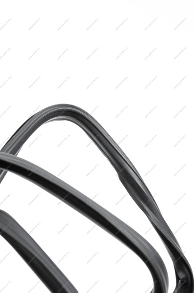 Уплотнитель стекла ВАЗ-1118 ветрового окна верхний (БРТ) Lada LADA 11180-5206062-00