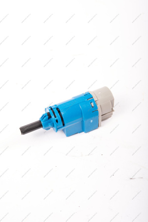 Выключатель педали сцепления RENAULT LOGAN II 2014- (синий) RENAULT RENAULT 253255192R