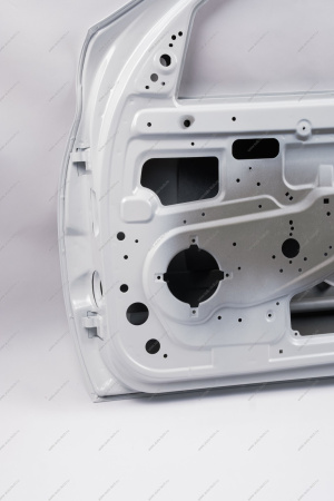 Дверь передняя ВАЗ-1118/2190 правая крашеная в цвет 221Ледниковый (белый) АвтоВАЗ LADA 11180-6100014-221