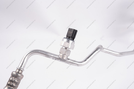 Трубопровод конденсатора LADA XRAY/Largus FL Renault RENAULT 924409059R