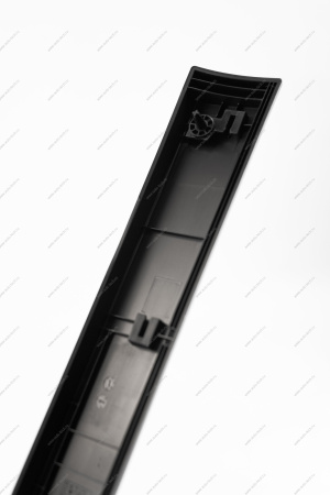 Молдинг передней двери левый Lada Vesta SW Cross Lada LADA 8450031025