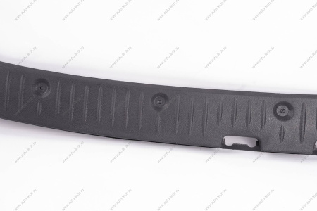Накладка декоративная порога двери багажника (пластик) LADA Largus Lada LADA 8200415767