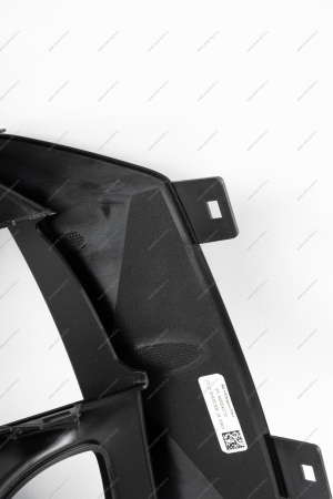 Облицовка ПТФ левая ( с отв. под парктроник) LADA Vesta SW Cross FL Lada LADA 8450042710