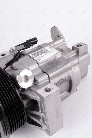 Компрессор LADA XRAY/Renault Logan II кондиционера двигат H4M Renault RENAULT 926000216R