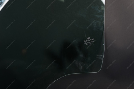 Стекло двери переднее правоеTinted (тонирован) LADA Largus (AGC) Lada LADA 4027795