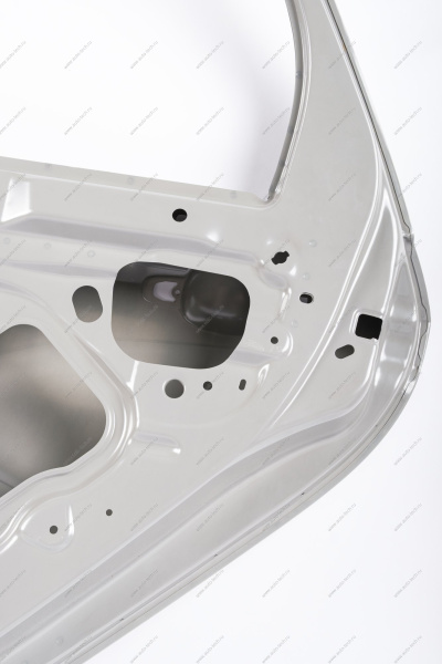 Дверь задняя правая Lada Vesta SW Cross (универсал) (катафорезный грунт) Lada LADA 8450102345