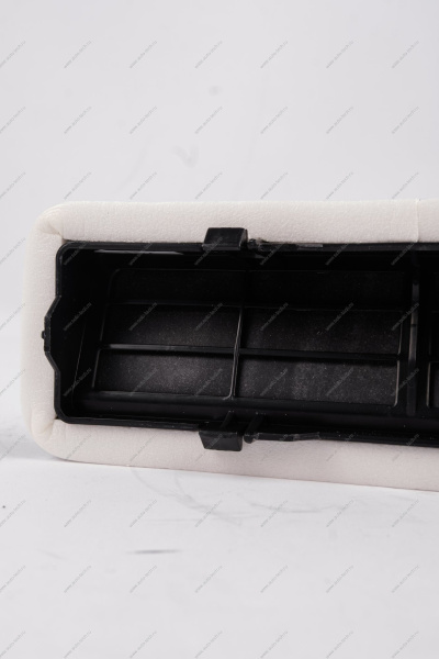 Дефлектор ВАЗ-1118 вытяжной вентиляции задней панели (клапан воздушный) Lada LADA 8450109190