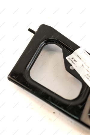 Кр-н ВАЗ-2114 решетки радиатора внутренний левый грунт Lada LADA 21140840117700