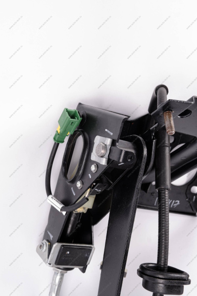 Педаль сцепления и тормоза в сборе (педальный узел) ВАЗ-2190 Lada LADA 21901160200650