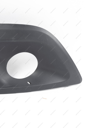 Облицовка противотуманных фар ПРАВАЯ (цвет СЕРЫЙ) LADA Largus/Largus Cross Lada АвтоВАЗ 8450000252