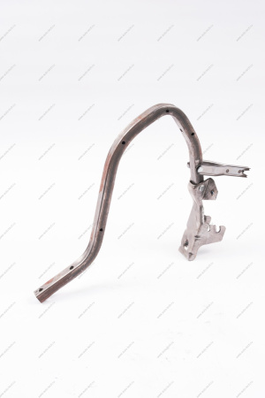 Петля ВАЗ-2190 крышки багажника левая (ВМЗ) Lada LADA 21900560501101