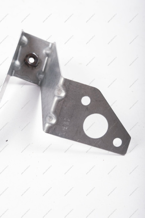 Кронштейн левого крыла Datsun боковой Nissan DATSUN 21950840315100