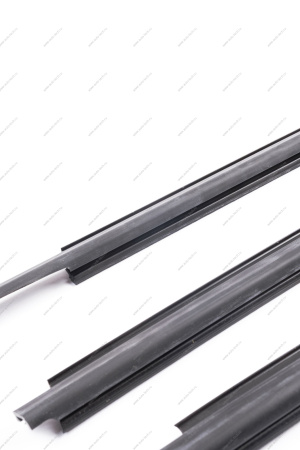 Бархотка стекла двери ВАЗ-1118 наружняя нижняя передняя правая+левая к-т ( AD Plastik) Lada AD Plastik г.Солин FR00001373