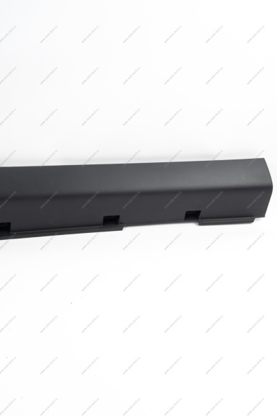 Облицовка LADA Largus Cross (FL) NEW порога правая с лентой Lada LADA 8450091634